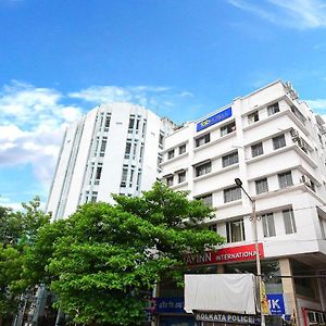 Fabhotel Stay Inn International